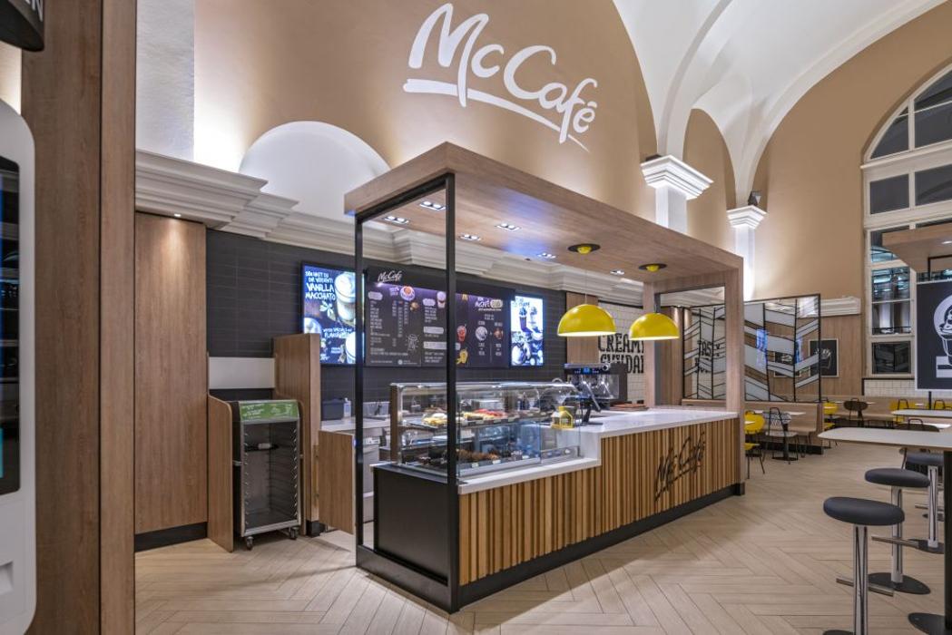 McDonald's, Bahnhofplatz in Koblenz