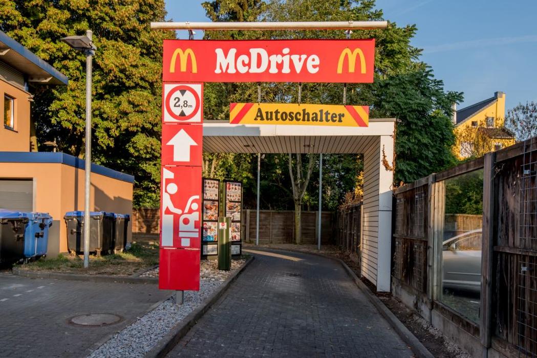 McDonald's, Richard-Zanders-Straße in Bergisch Gladbach