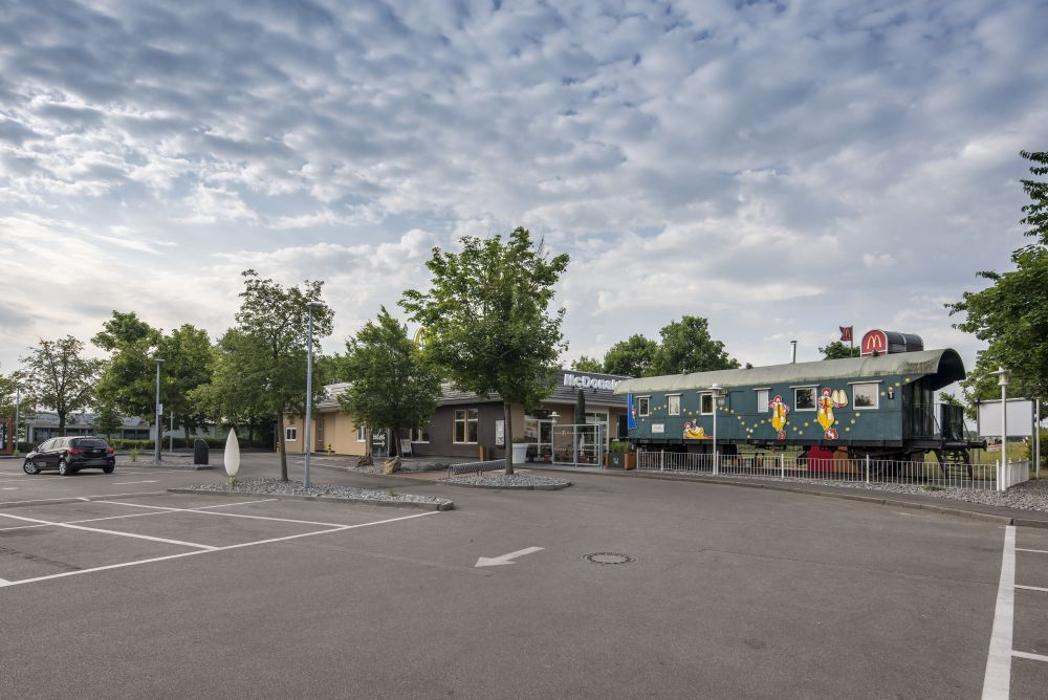 McDonald's, Daimlerstraße in Stadtbergen