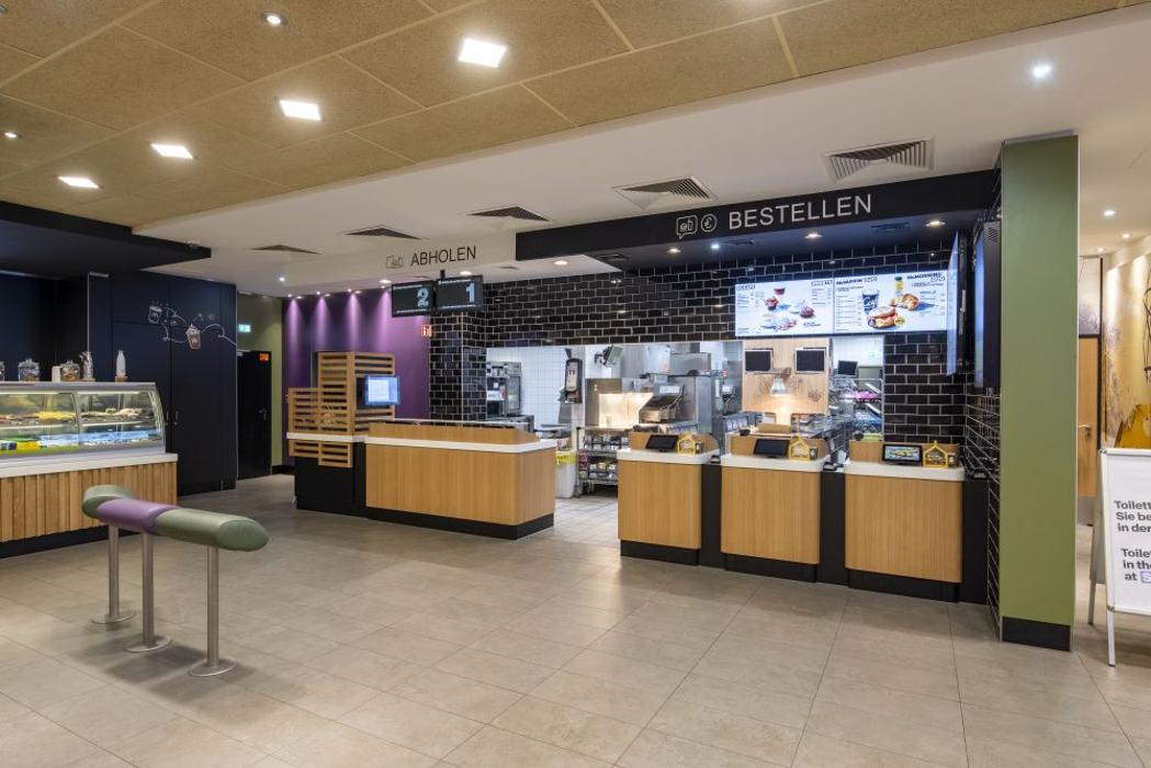 McDonald's, Bahnhofplatz in Karlsruhe