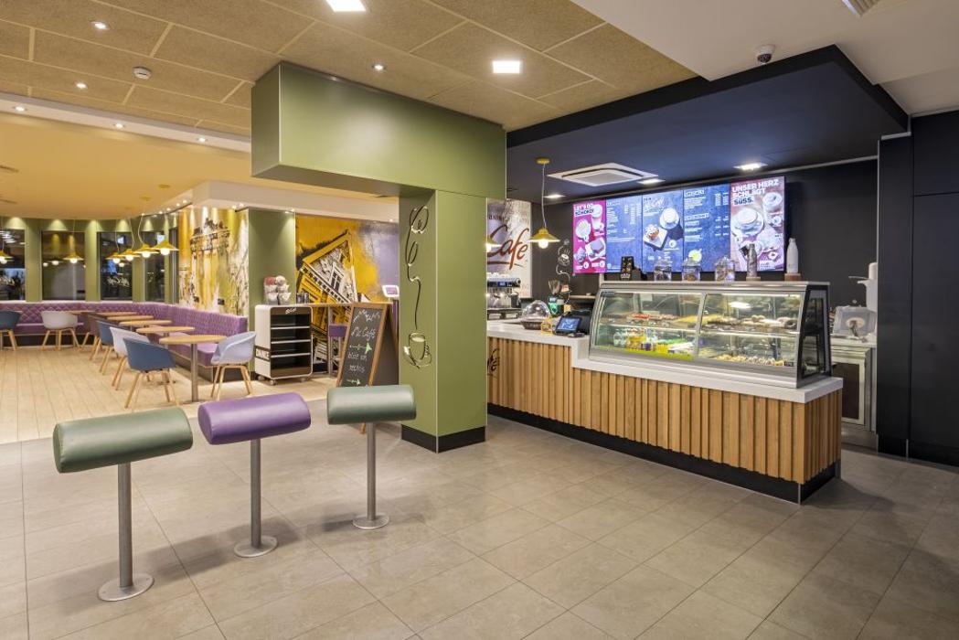 McDonald's, Bahnhofplatz in Karlsruhe