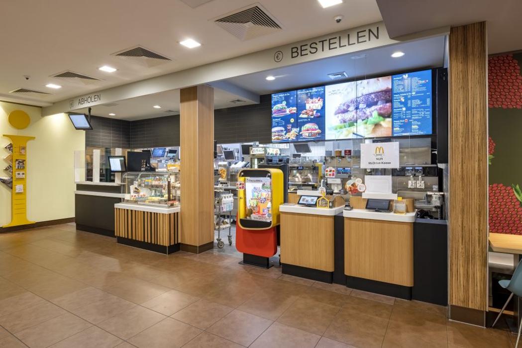 McDonald's, Am Mühlburger Bahnhof in Karlsruhe