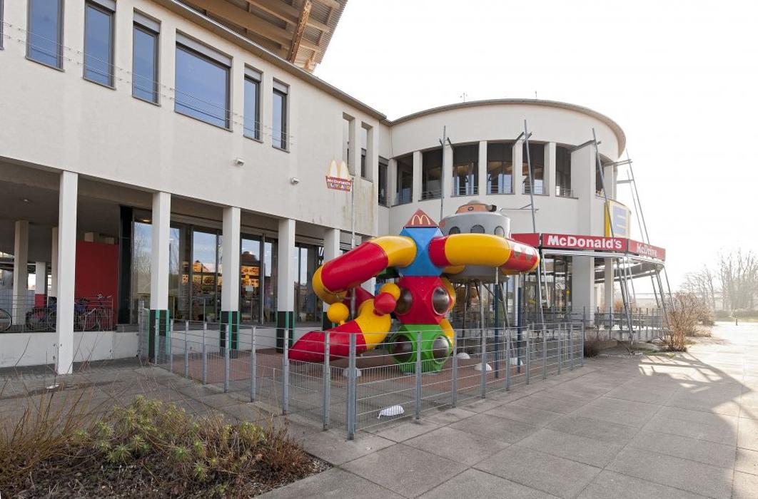 McDonald's, Alter Stadtbahnhof in Lahr