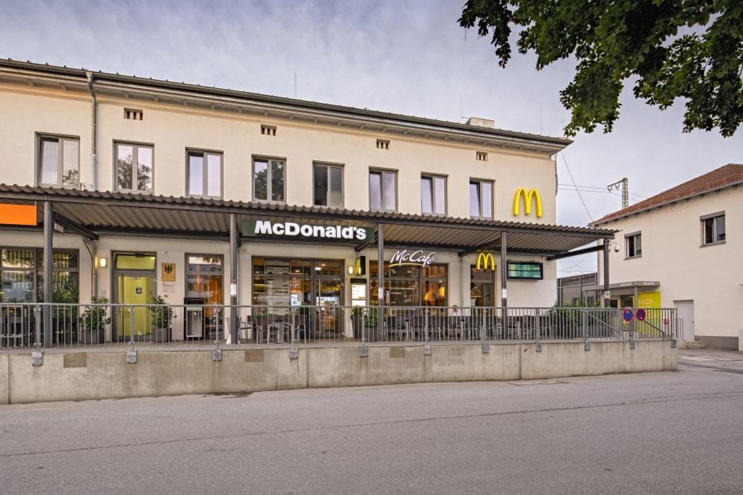 McDonald's, Südtiroler Platz in Rosenheim
