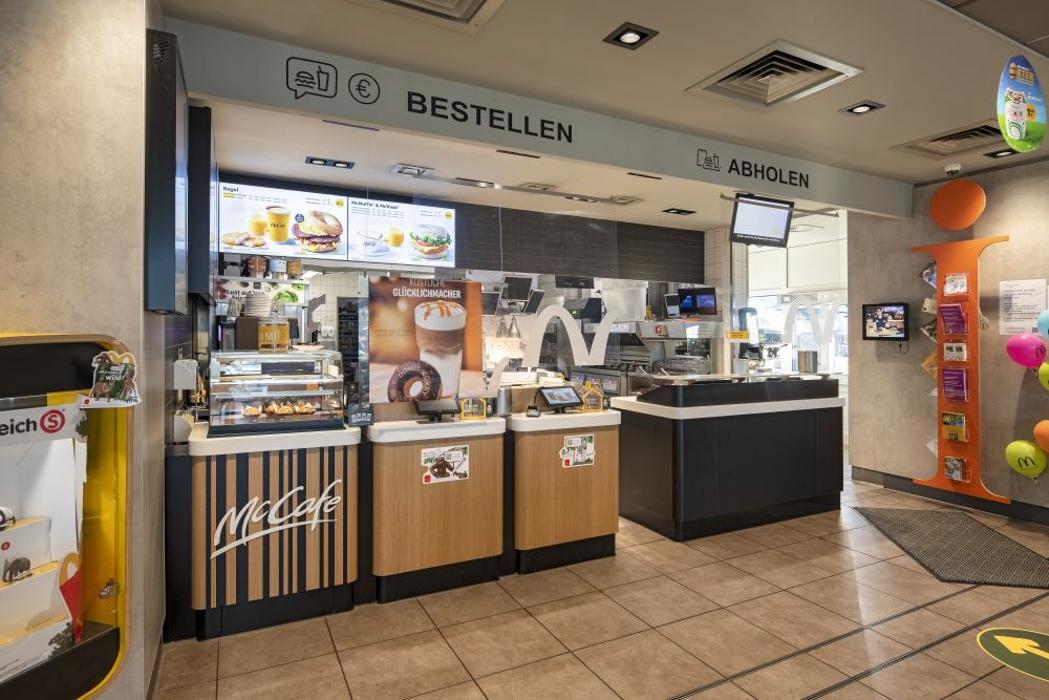 McDonald's, Strogenweg in Eching