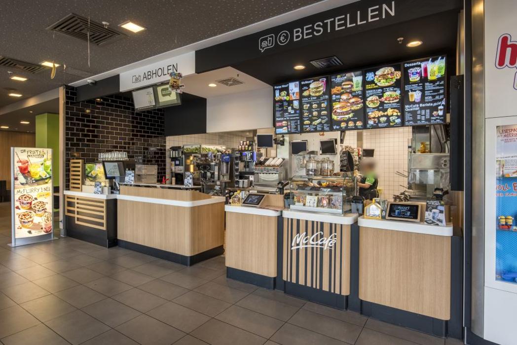 McDonald's, Willy-Brandt-Platz in Augsburg