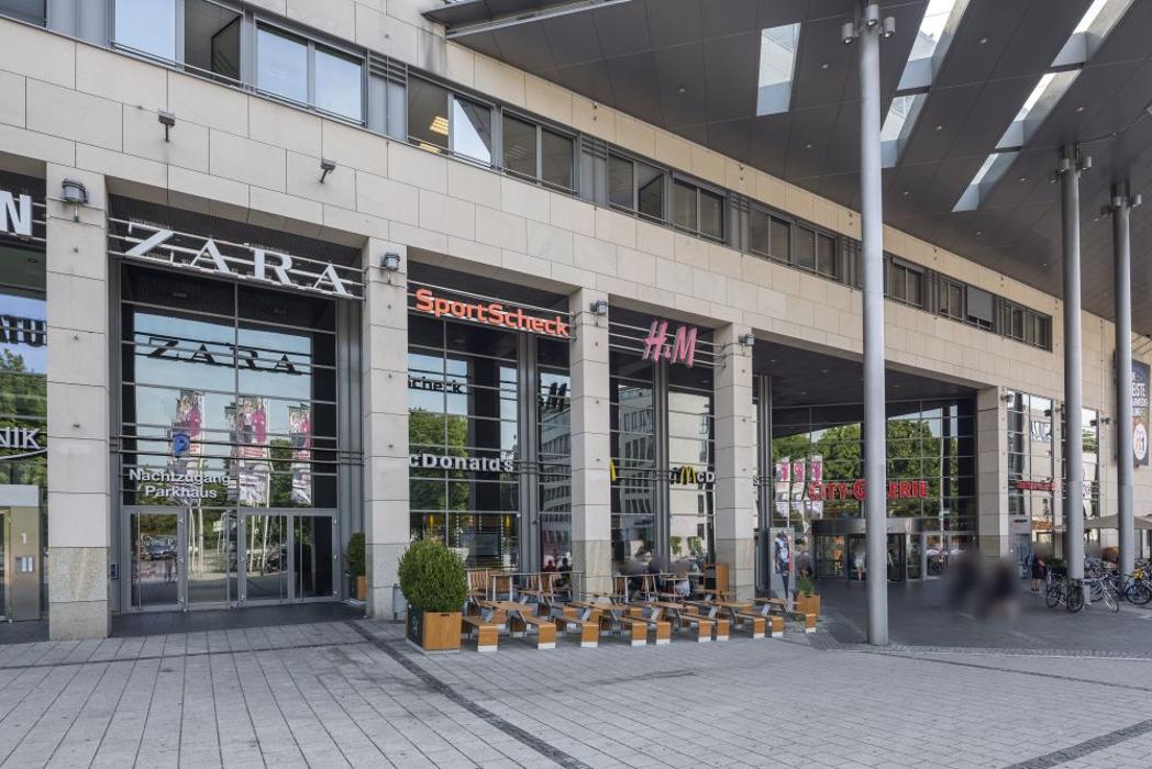 McDonald's, Willy-Brandt-Platz in Augsburg
