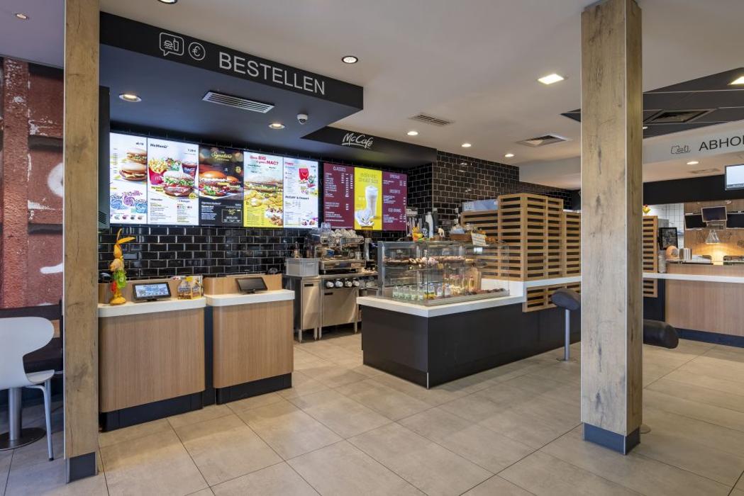 McDonald's, Hertzstraße in Mering