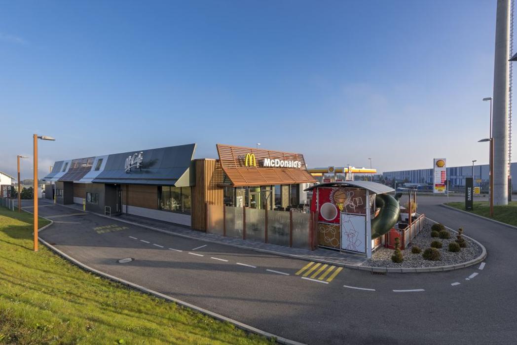 McDonald's, Am Bühlfeld in Giengen an der Brenz
