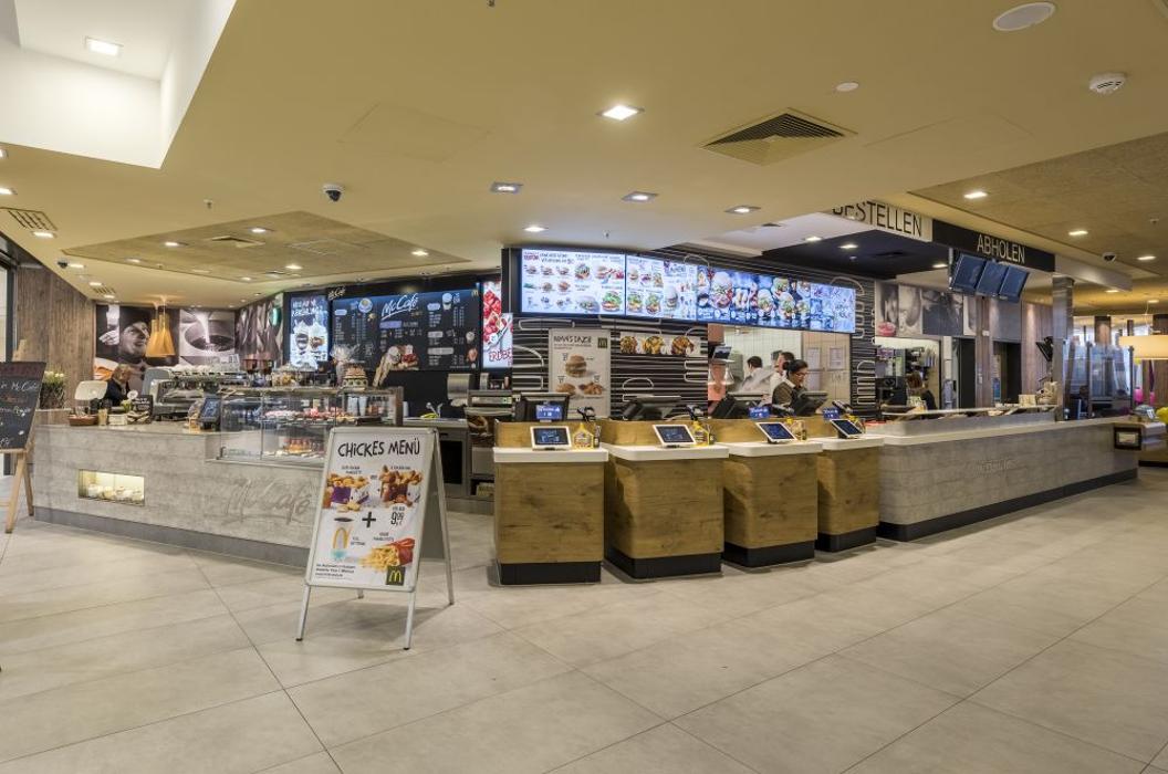 McDonald's, Mailänder Platz in Stuttgart
