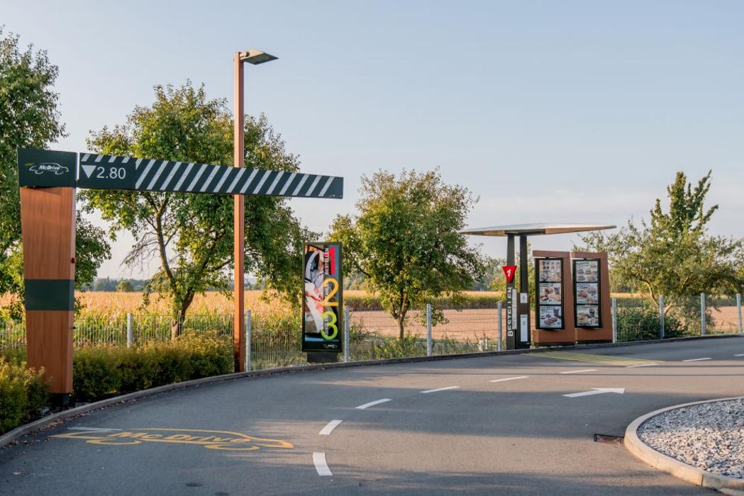 McDonald's, Konrad-Adenauer-Straße in Rinteln