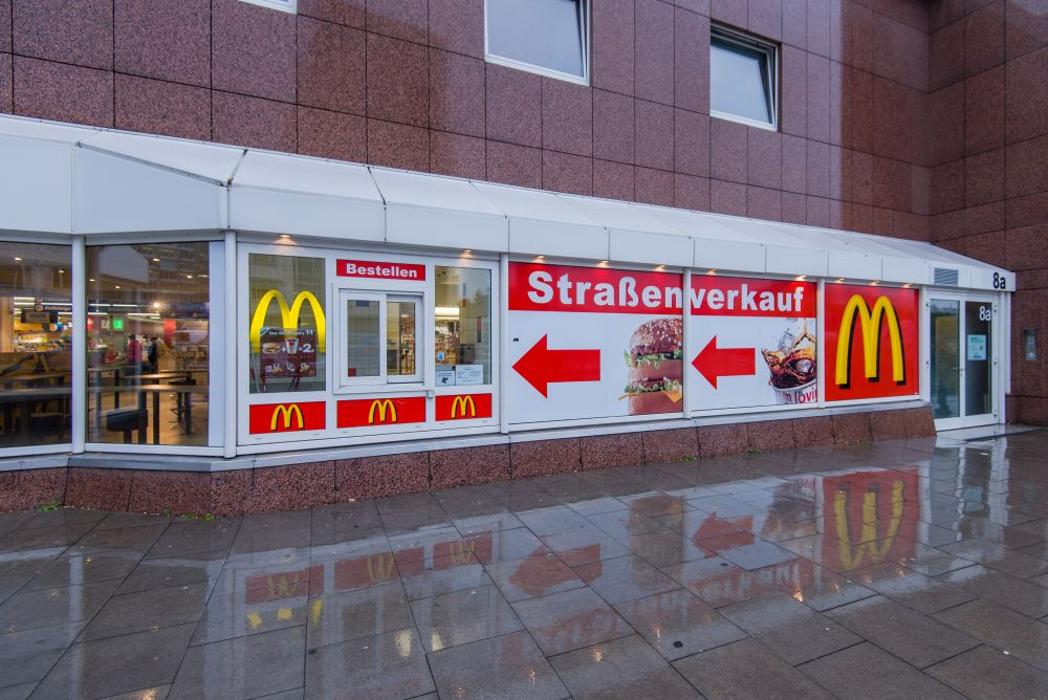 McDonald's, Beim Strohhause in Hamburg