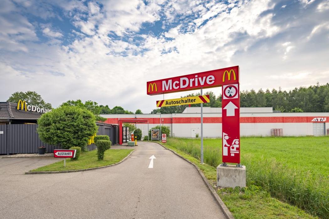 McDonald's, Straubinger Straße in Abensberg