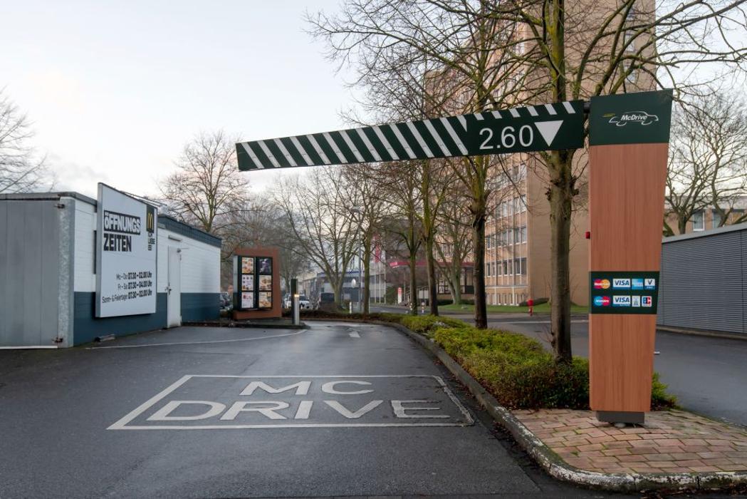McDonald's, Kleinewefersstraße in Krefeld