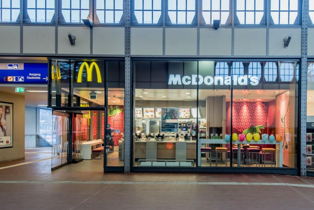 McDonald's, Am Bahnhof in Lübeck