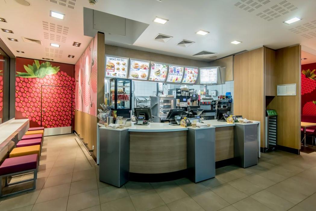 McDonald's, Am Bahnhof in Lübeck