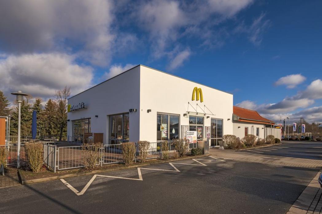 McDonald's, Auf dem Mittelfeld in Ilmenau