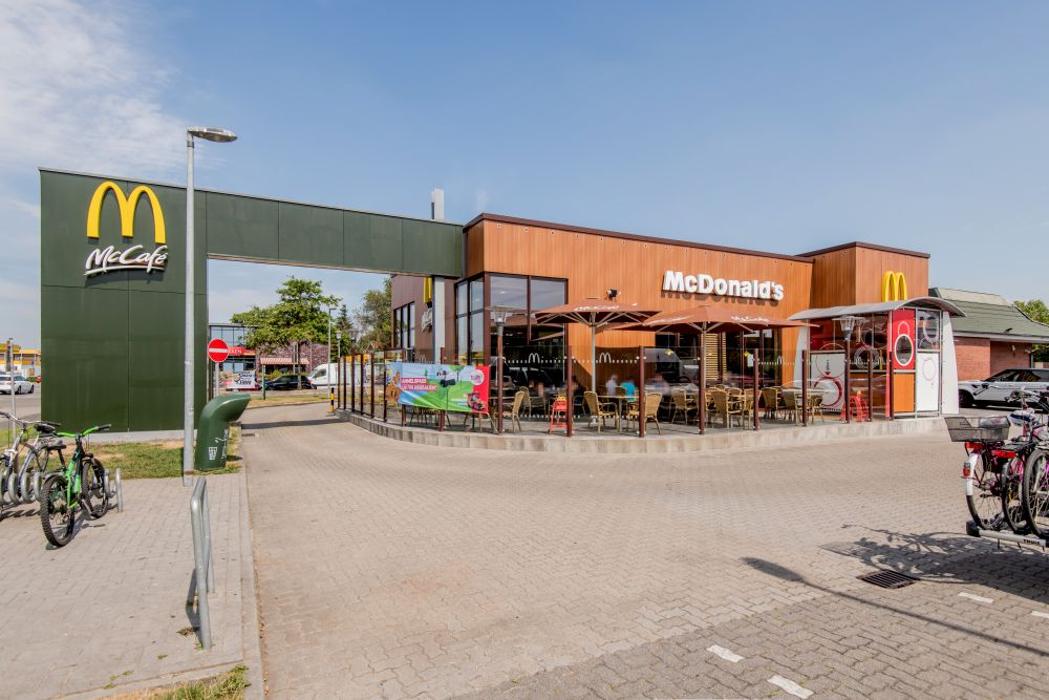 McDonald's, Herderstraße in Emden