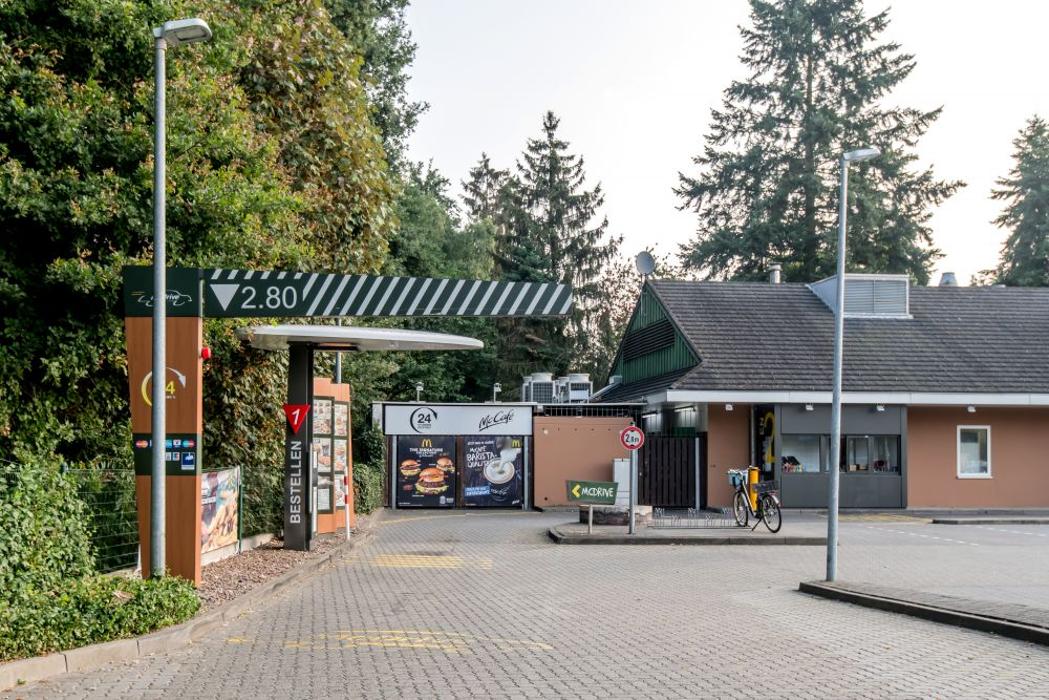 McDonald's, Hamburger Straße in Verden (Aller)