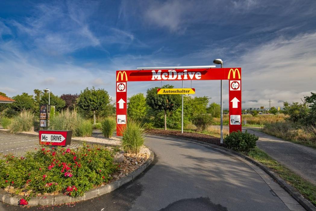 McDonald's, Rheinstraße in Gau-Algesheim