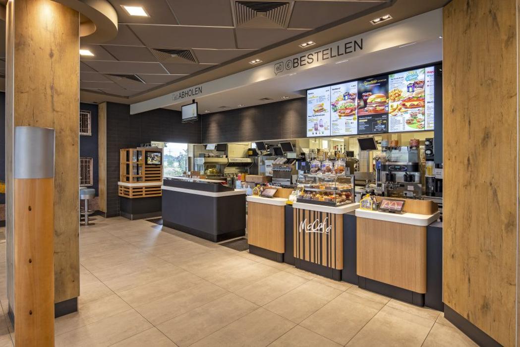 McDonald's, Rheinstraße in Gau-Algesheim