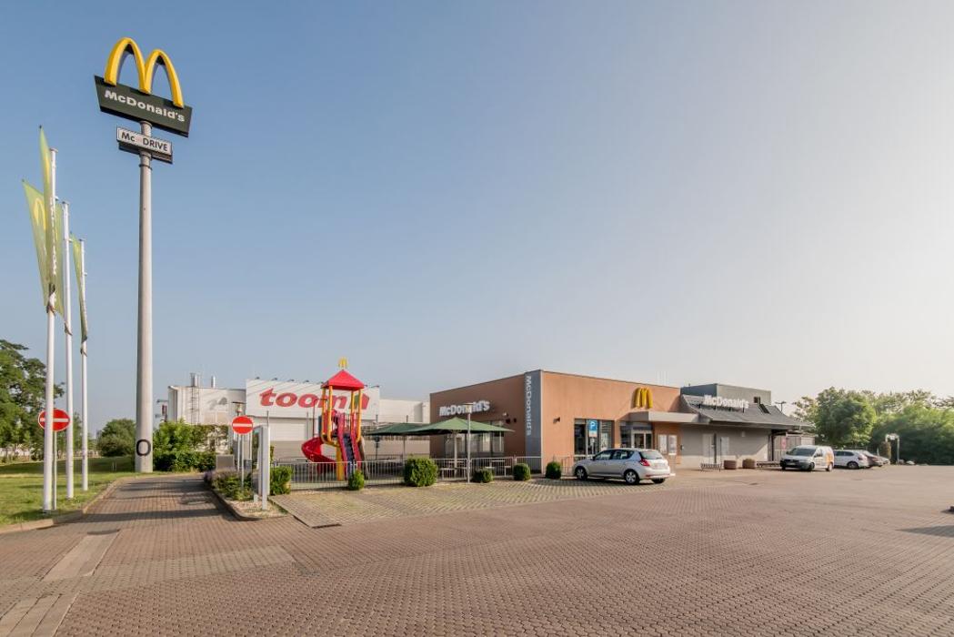 McDonald's, Magdeburger Chaussee in Halle (Saale)
