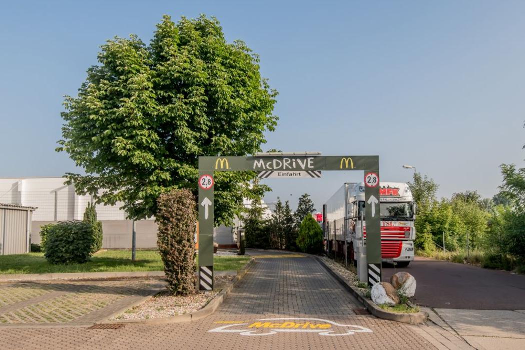 McDonald's, Magdeburger Chaussee in Halle (Saale)