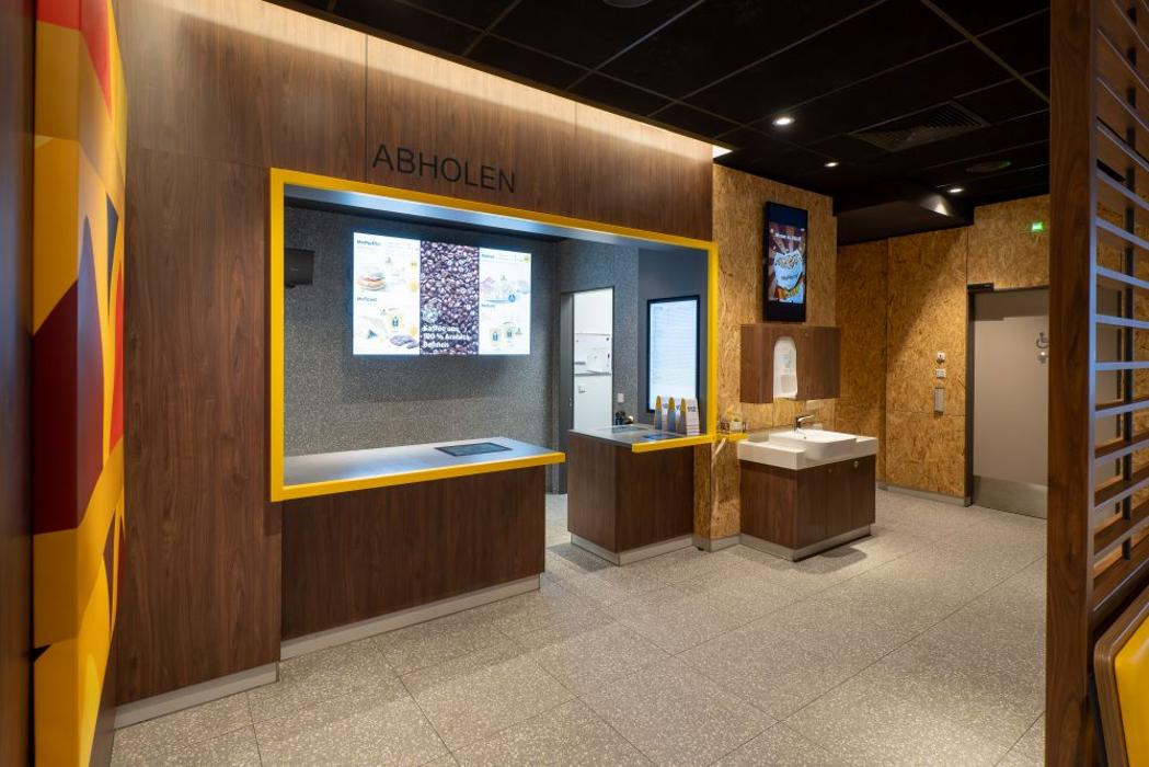 McDonald's, Versmolder Straße in Dissen am Teutoburger Wald