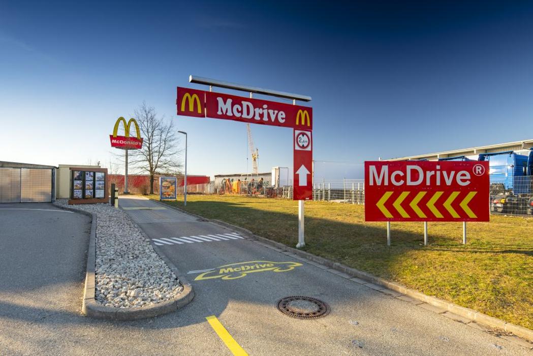 McDonald's, Nikolaus-Otto-Str. in Schnelldorf