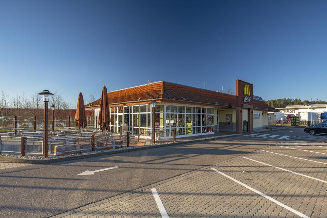 McDonald's, Nikolaus-Otto-Str. in Schnelldorf