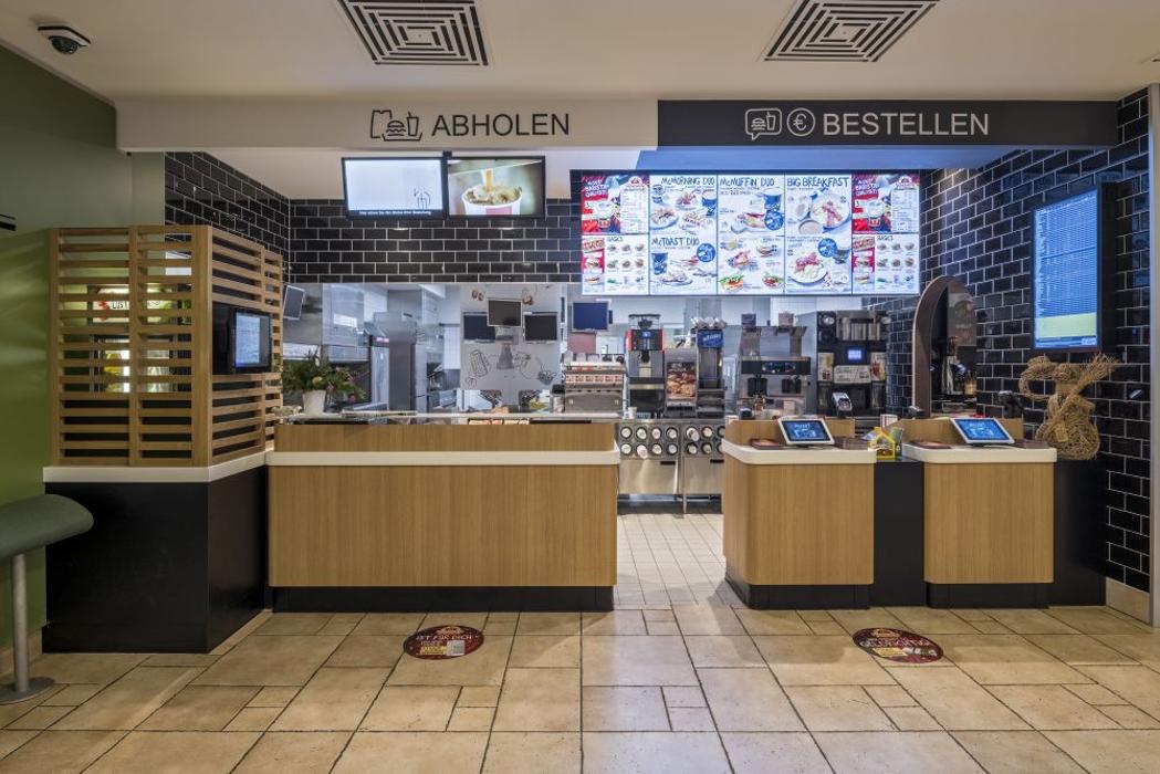 McDonald's, Max-Planck-Straße in Schwandorf