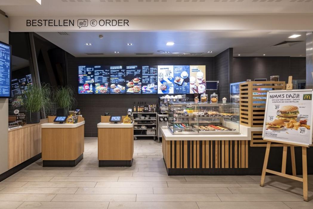 McDonald's, Flughafenstraße in Stuttgart