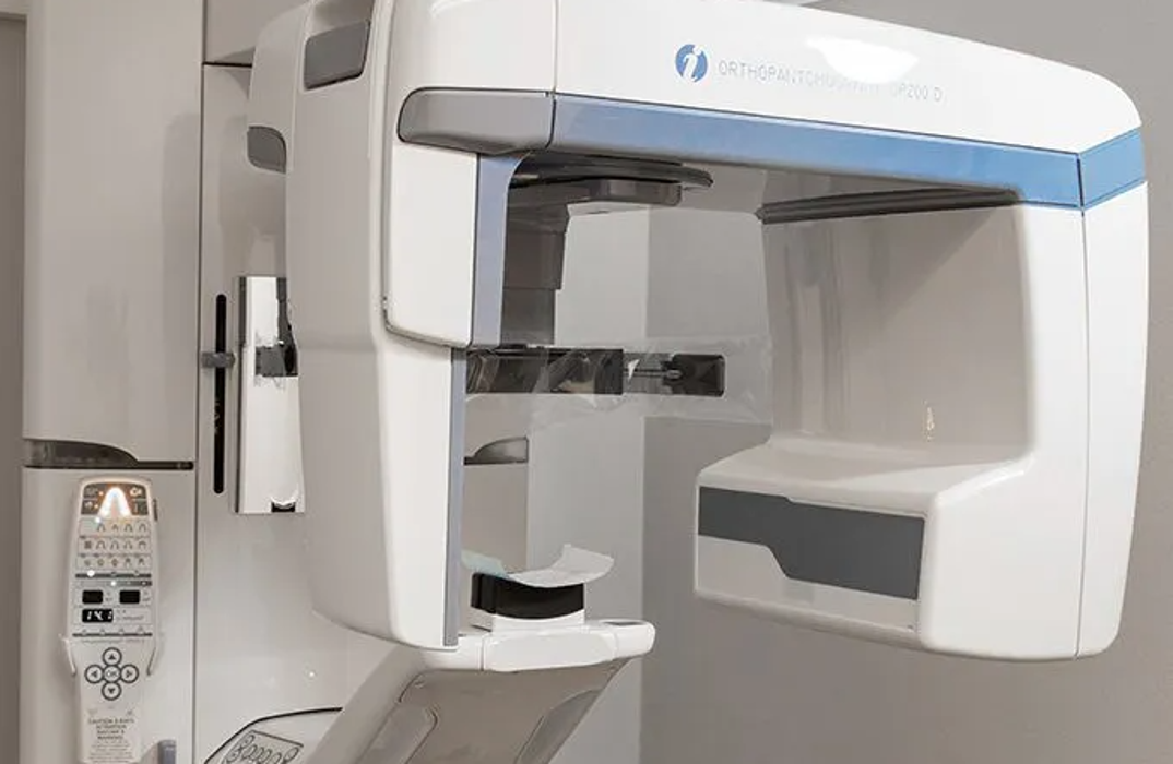 Advanced Family Dentistry Image