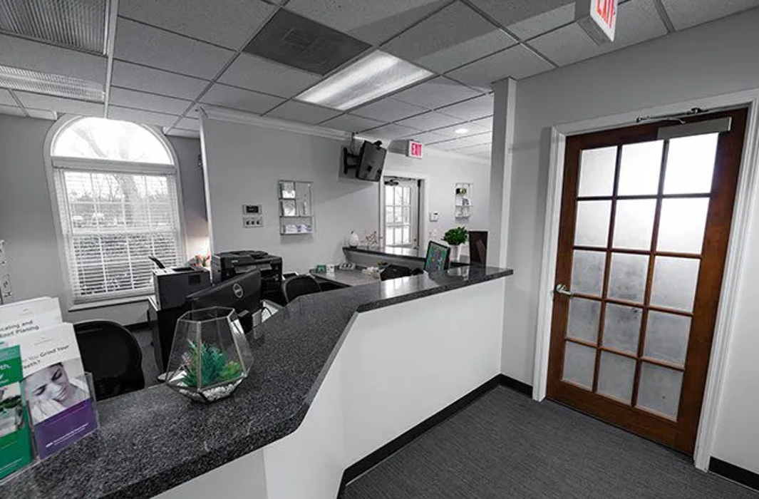 Advanced Family Dentistry Image