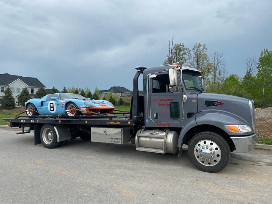 Erin and Bill's Automotive &amp; Transport Inc. Logo