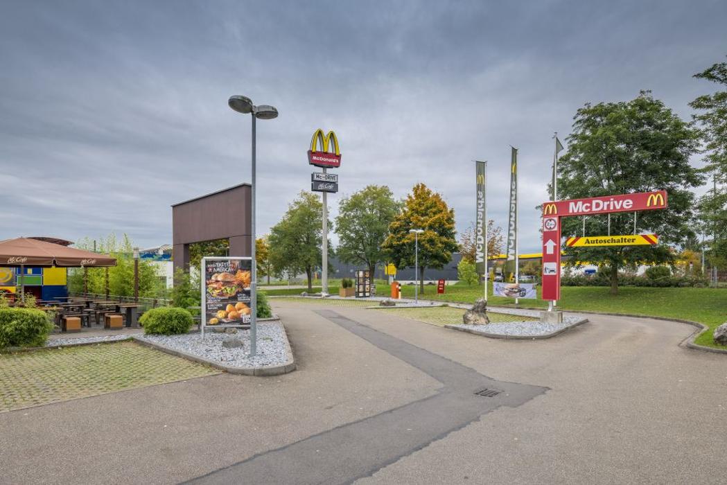 McDonald's, Daimlerstraße in Urbach