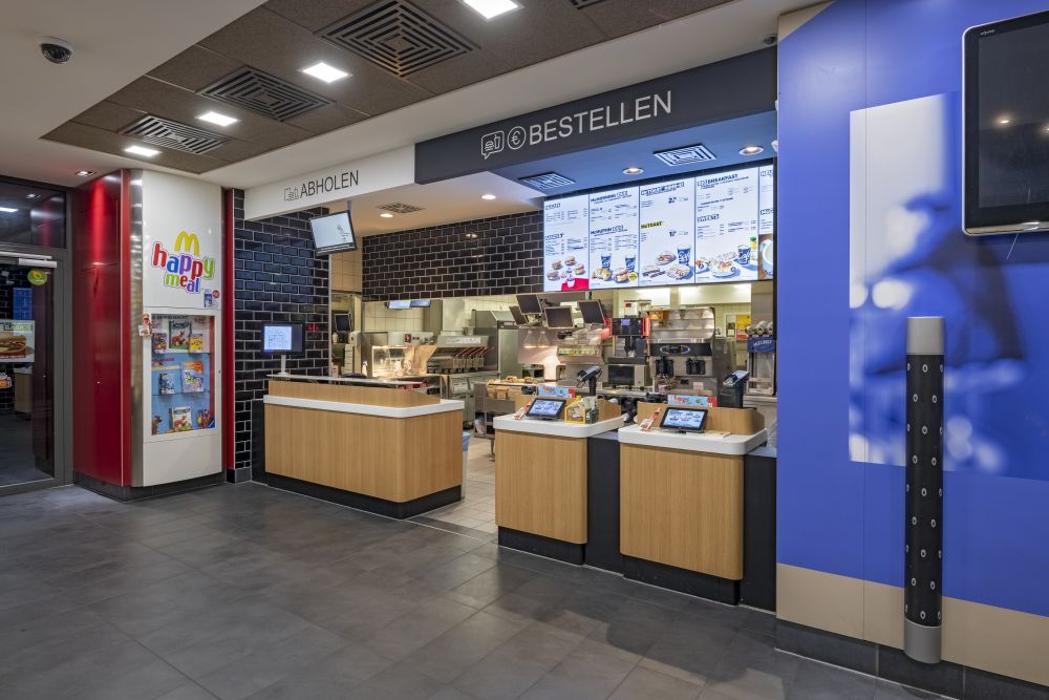 McDonald's, Adolf-Seebacher-Straße in Pforzheim