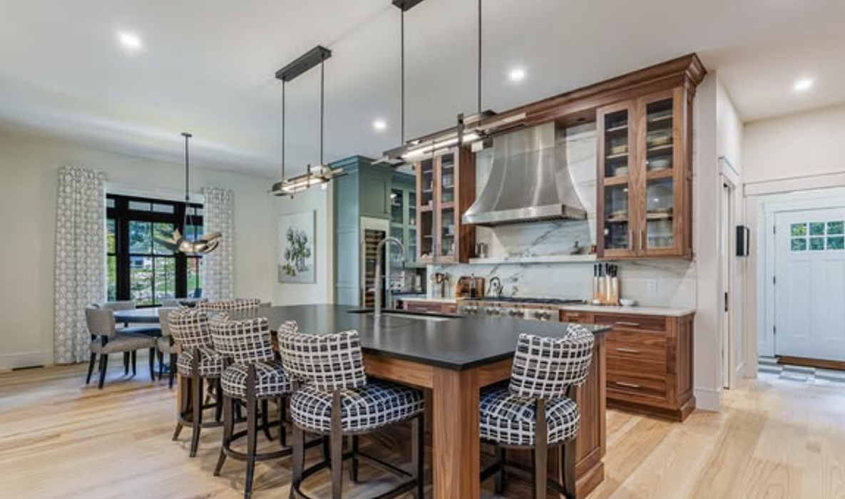 Champion Builders, Inc. Image