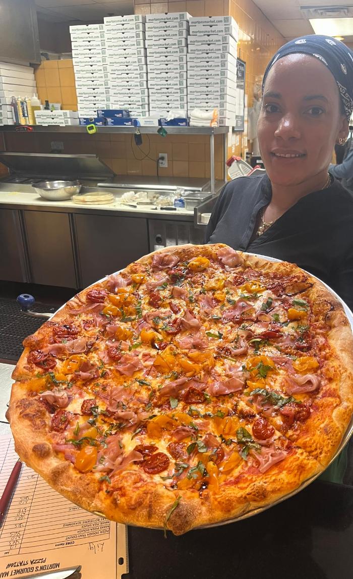 Morton's Gourmet Market - Sarasota, FL