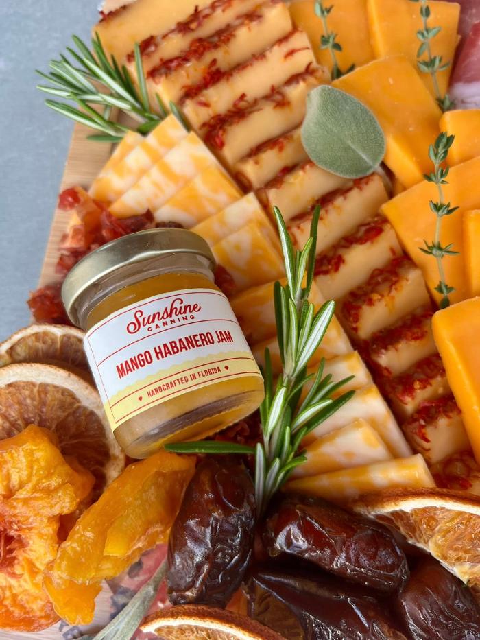 Morton's Gourmet Market - Sarasota, FL