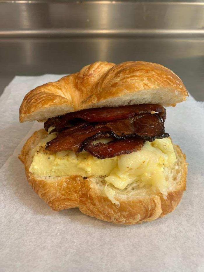 Morton's Gourmet Market - Sarasota, FL