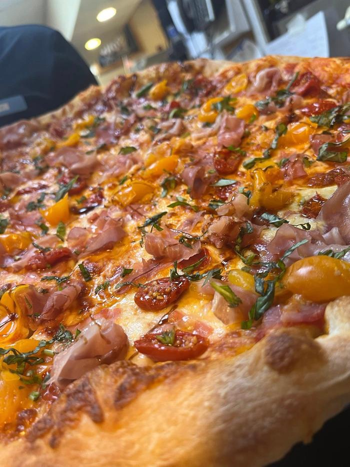 Morton's Gourmet Market - Sarasota, FL