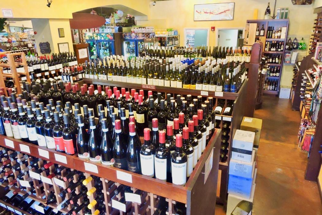 Morton's Gourmet Market - Sarasota, FL