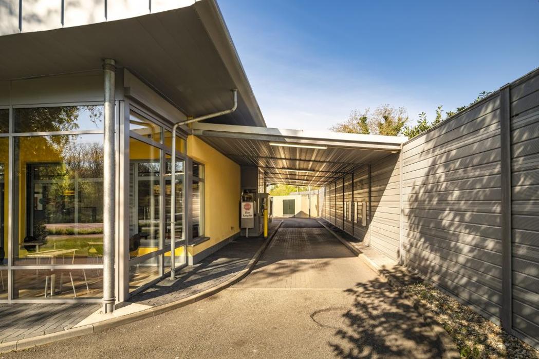 McDonald's, Bocksdornweg in Karlsruhe