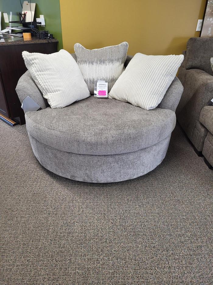 Davis Home Furnishings & Flooring Image