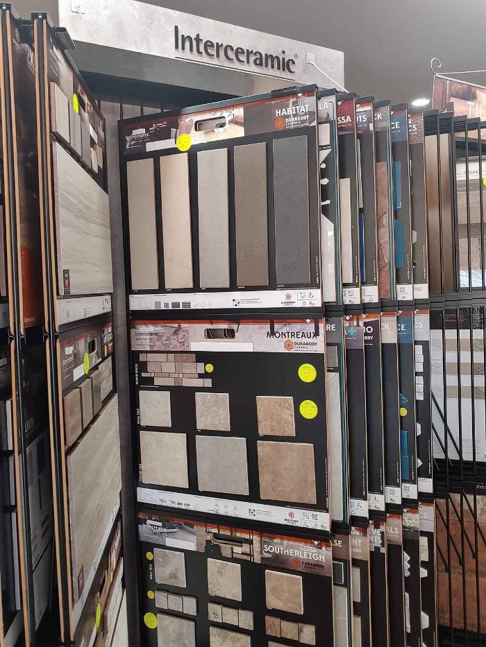 Davis Home Furnishings & Flooring Image