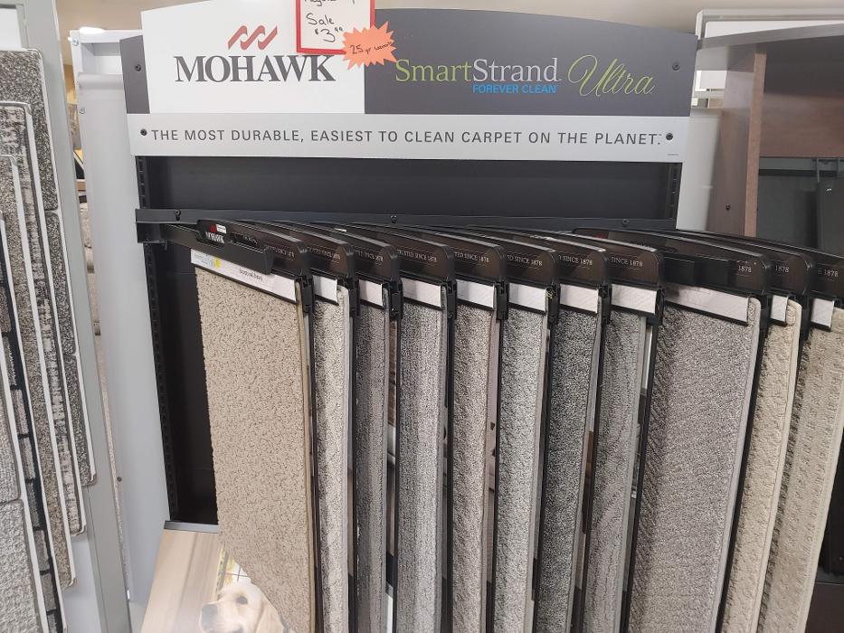 Davis Home Furnishings & Flooring Image