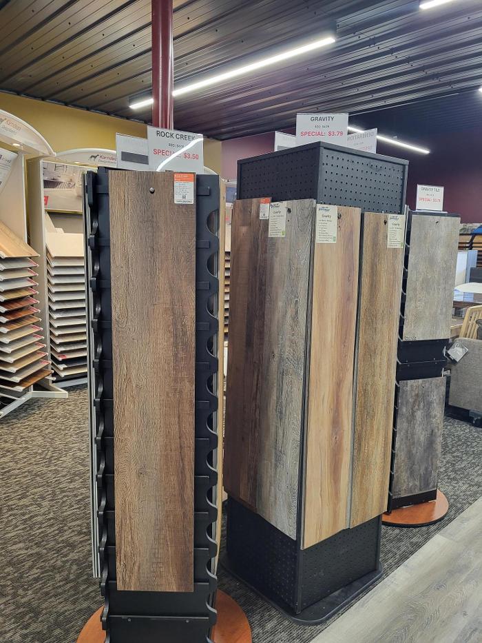 Davis Home Furnishings & Flooring Image