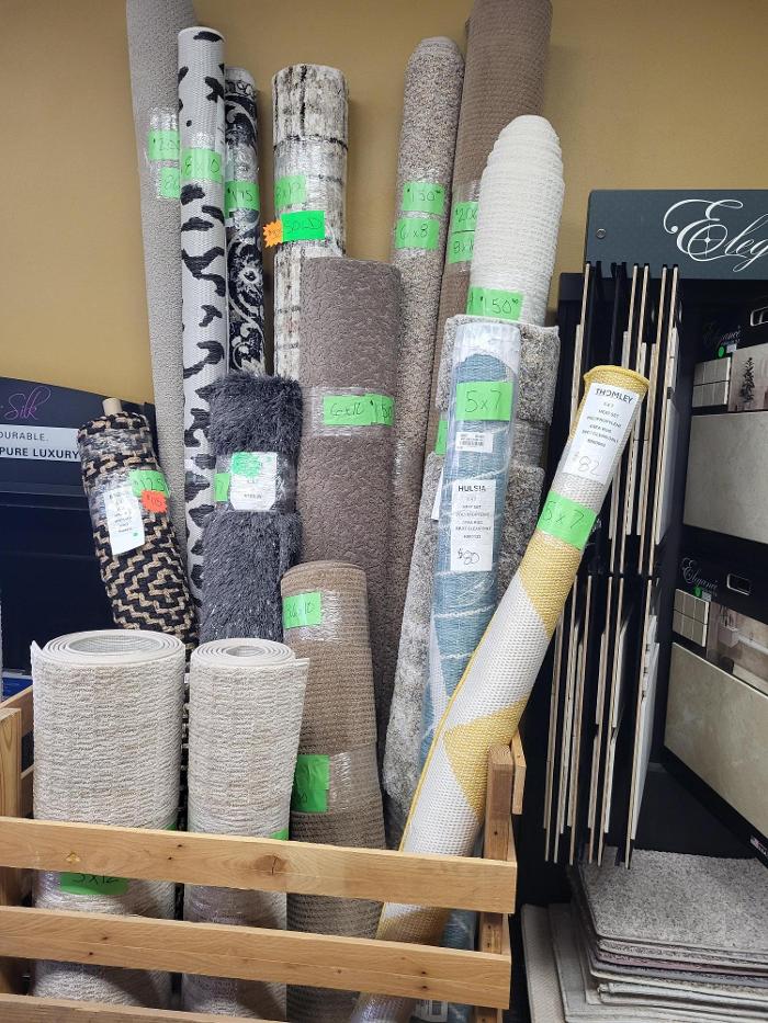 Davis Home Furnishings & Flooring Image