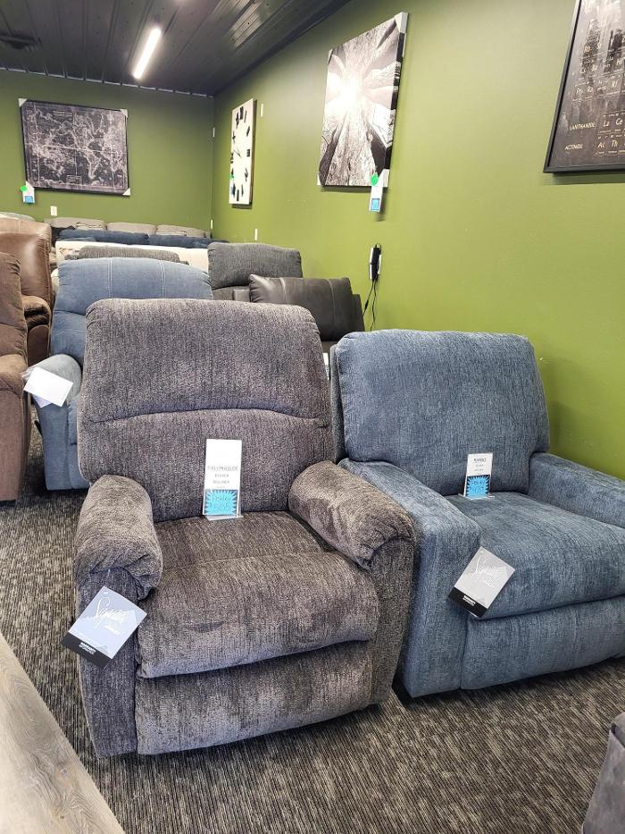 Davis Home Furnishings & Flooring Image